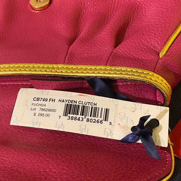 Dooney & Bourke 24k Gold Dipped Lion Y2K Hayden Panettiere 💖FUCHSIA Clutch NWT - Picture 3 of 12